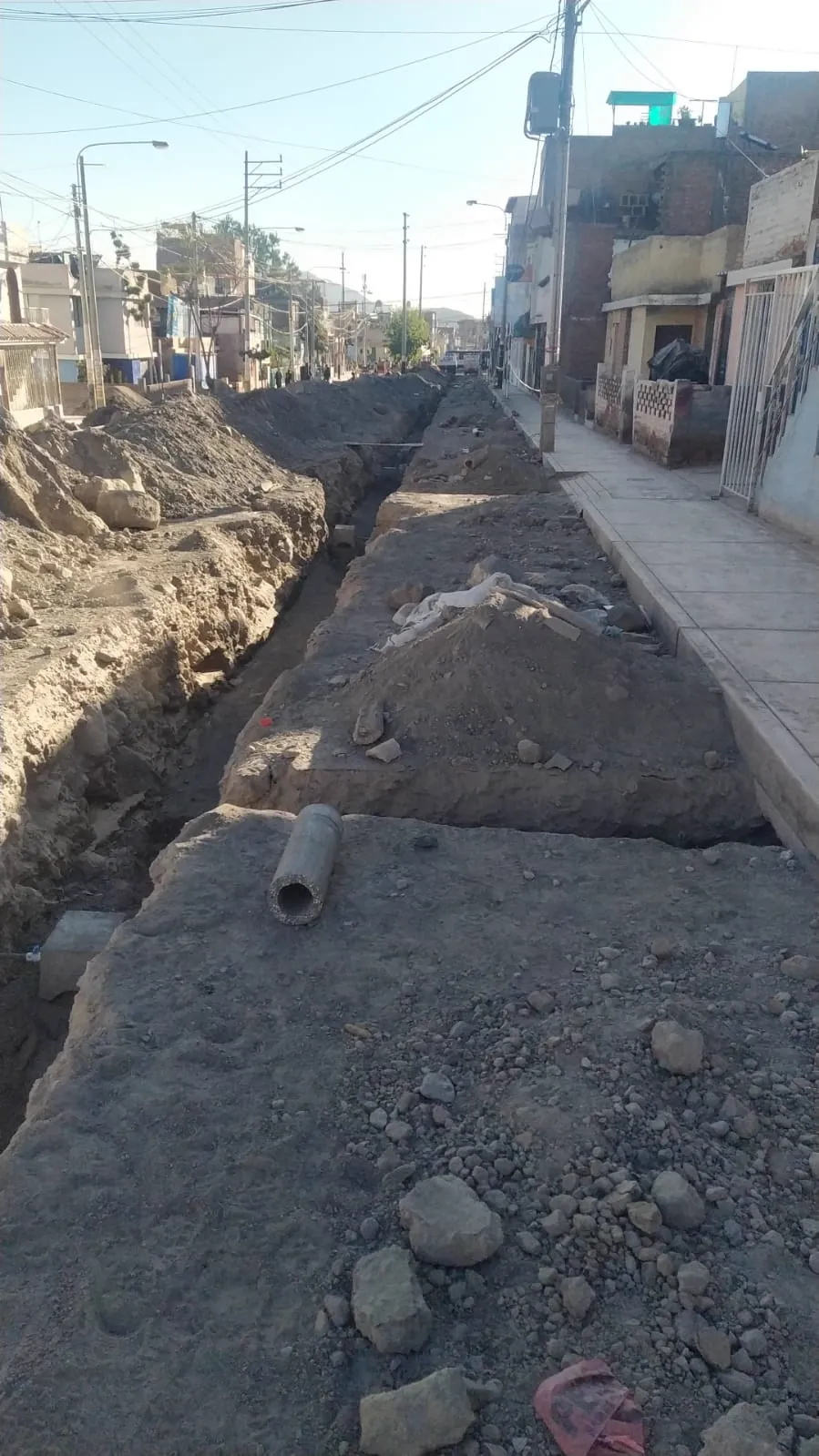 Obra de saneamiento ejecutada por COBELI S.A.C. en Arequipa